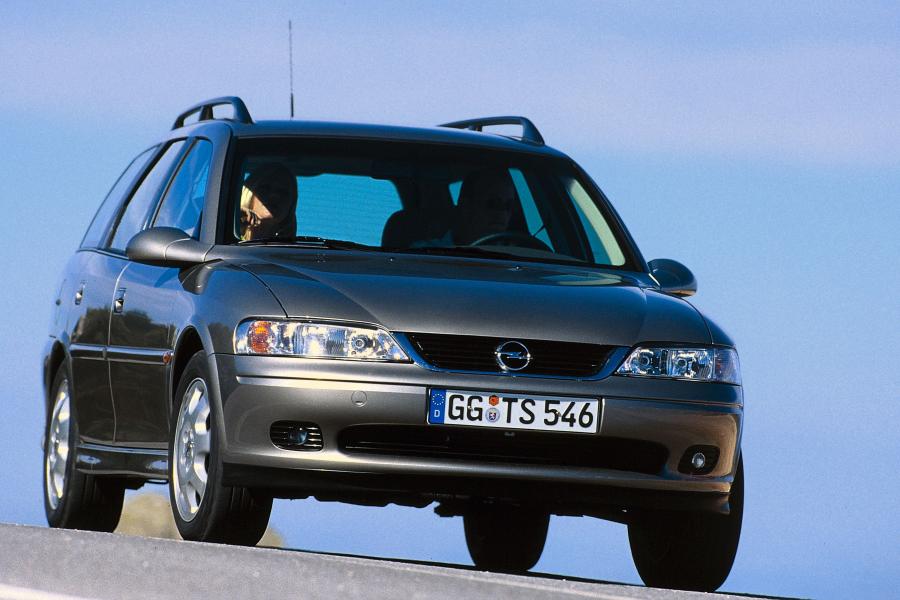  Opel Vectra Caravan (B) 1999 года  (фото 32 из 33)